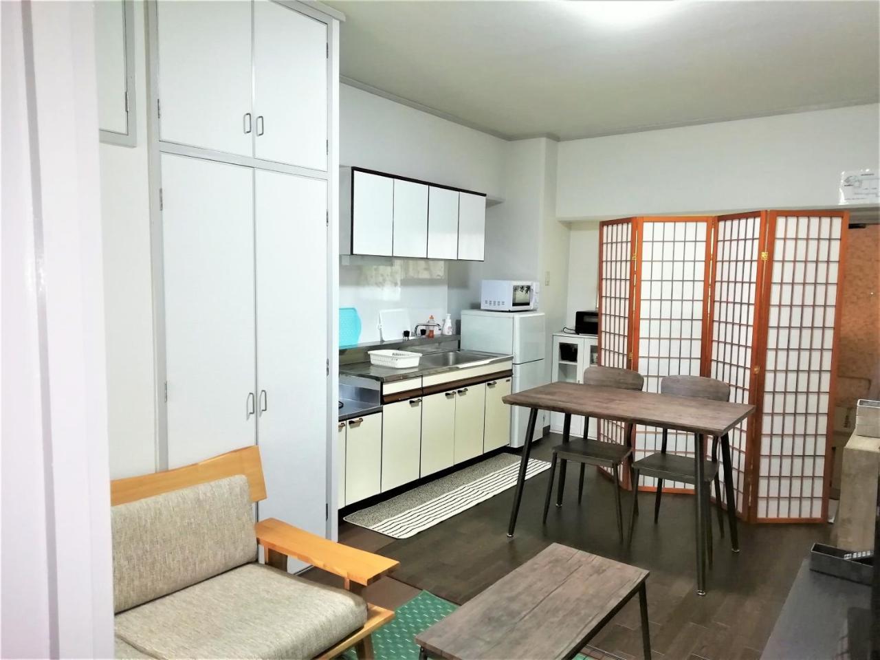 Near Tram Apartment Okayama Exterior foto